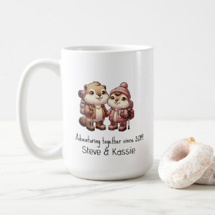 Cute Marmot-par, som samverkar och spelar Kaffemugg