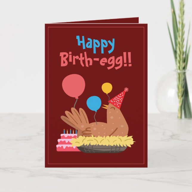 Cute Maroon Funny Chicken and Cake Humor Birthday Kort (Framsida)