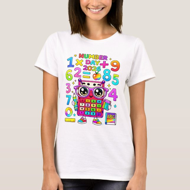 Cute Maths Numbers Panda Calculator T Shirt KidsUK (Framsida)