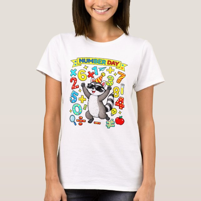 Cute Maths Numbers Raccoon Cartoon T Shirt Kids UK (Framsida)