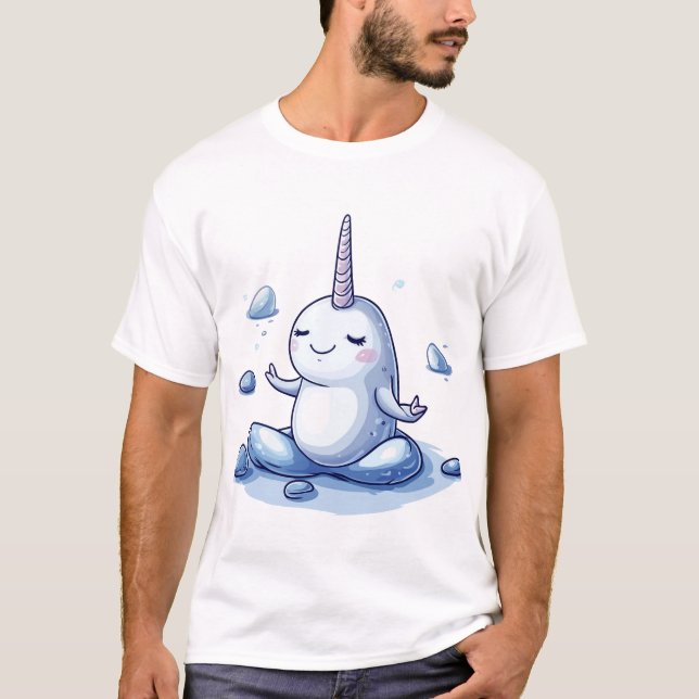 Cute Meditating Narwhal Illustration in Zen Pose T Shirt (Framsida)