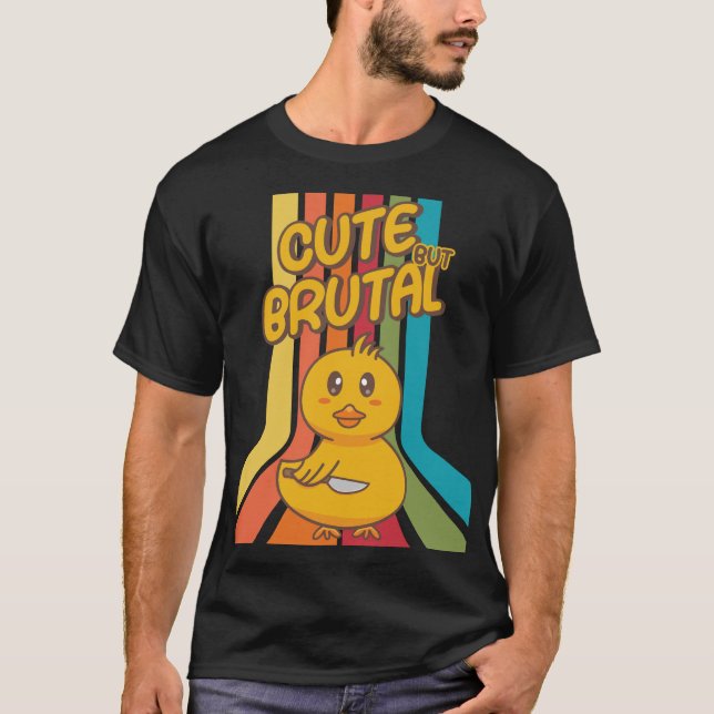 Cute men Brutal Cute Anka med Knivar T Shirt (Framsida)