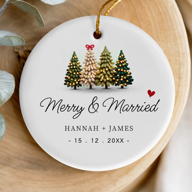 Cute merry and married christmas trees one photo julgransprydnad keramik (Skapare uppladdad)