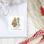 Cute Mice Julgran Namn God jul Fyrkantigt Klistermärke<br><div class="desc">Cute Mice Julgran Namn God jul Ett lysande exempel på söt möss som står på en hög av presenter för att dekorera julgran. Anpassa enkelt ditt namn och din returadress.</div>