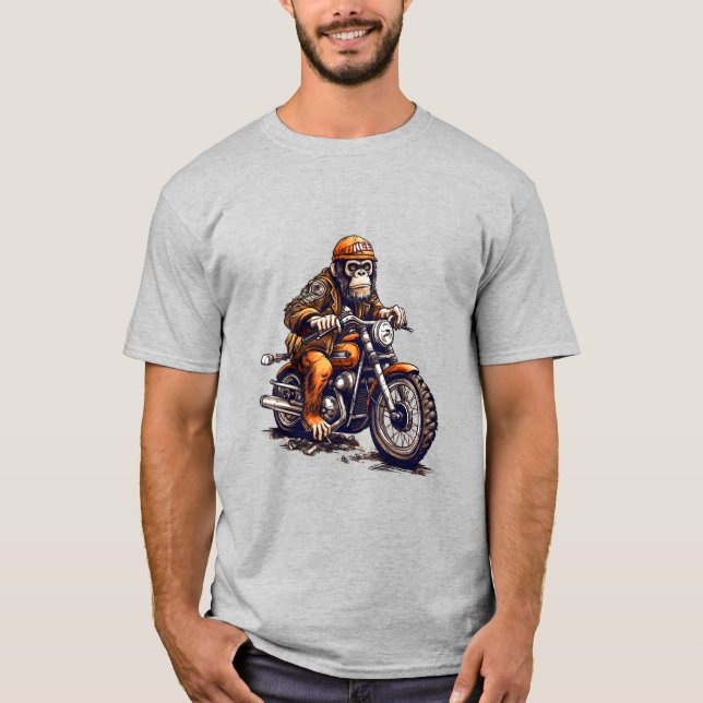 Cute Monkey som kör en motorcykel T Shirt (Framsida)