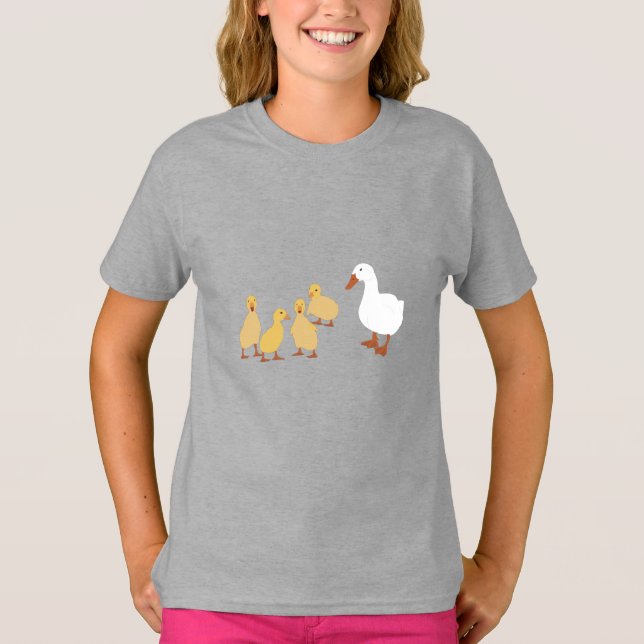 Cute Mor Anka & Baby Ducklings T Shirt (Framsida)