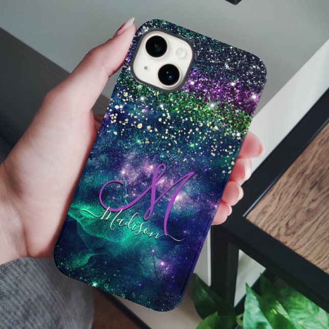 Cute mörk lila grönt faux glitter monogram (Skapare uppladdad)