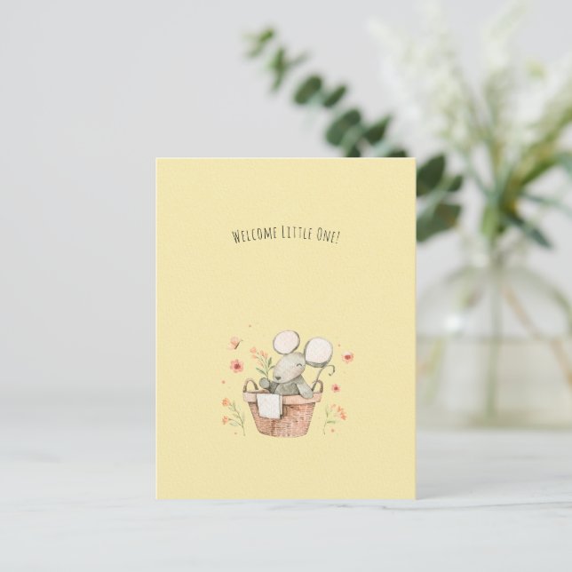 Cute Mouse With Flowers Welcome New Baby Card Vykort (Stående Fram)