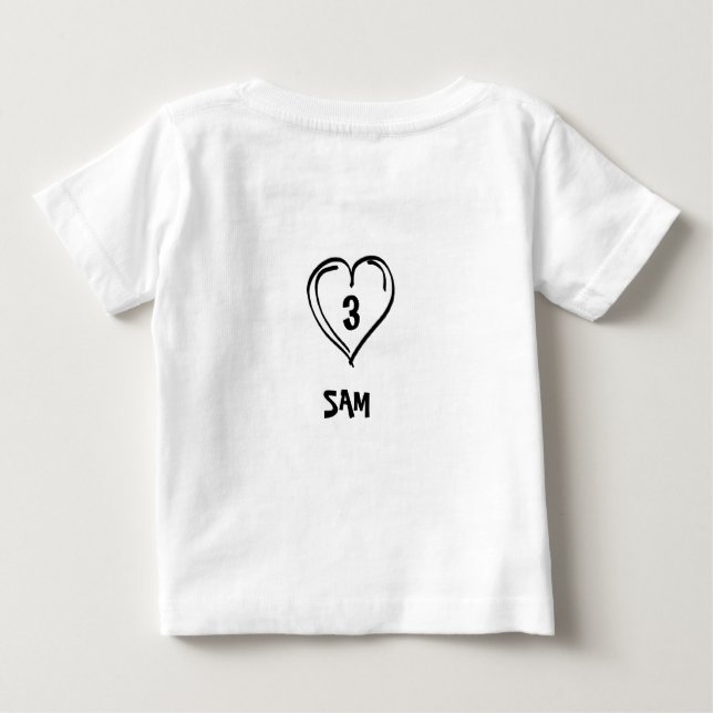 Cute Mum & Dad Heart – Custom Name Baby T-Shirt (Baksida)