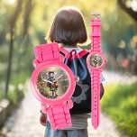 Cute-musflicka på väg till skolan armbandsur<br><div class="desc">Den här klockan har en söt mustjej på väg till skolan - perfekten för en tjej!</div>
