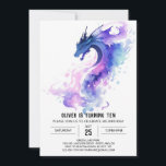 Cute Mythical Kids Dragon Birthday Inbjudningar<br><div class="desc">Lägg dig i mytens charm med våra Cute Mythical Kids dragon Birthday-inbjudningar. Dessa inbjudningar är inte bara kort, de är scrollsar som bjuder in unga äventyrare till en värld där mytiska varelser roam och drömmar flyr. De lysande illustrationerna av mytiska drakar, som ställs mot en fantasifull bakgrund, skapar en stämning...</div>