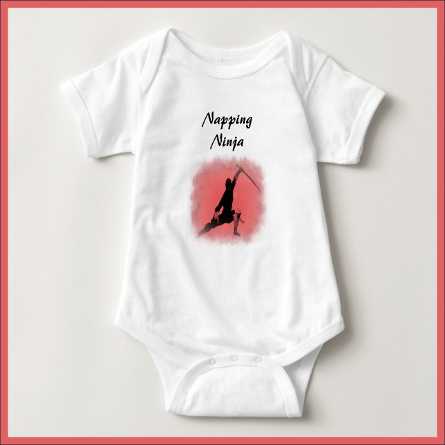 Cute Napping Ninja Baby Bodykostym T Shirt (Skapare uppladdad)