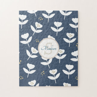 Cute Navy Blue White Blommigt Monogram Pussel