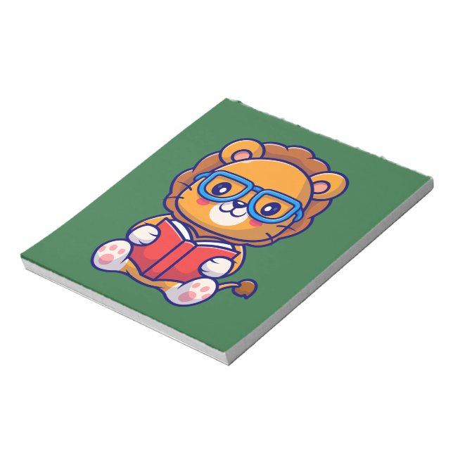 Cute Nerd Lion Reading a Book Anteckningsblock (Roterad)