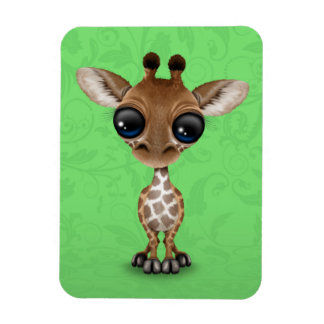 Cute Nyfikna Baby Giraffe på Grönt Magnet