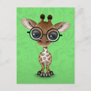 Cute Nyfikna Baby Giraffe Wearing Glass på Grönt Vykort