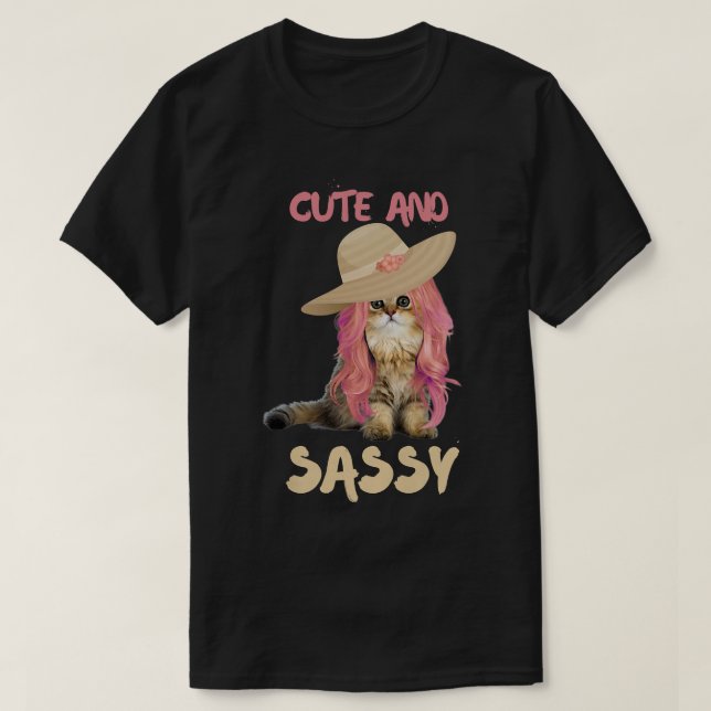 Cute och Sassy Kattunge med hög premie  T Shirt (Design framsida)