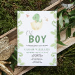 Cute Oh Boy Dinosaur Grönt Watercolor Baby Shower Inbjudningar<br><div class="desc">Välkomna gästerna till din speciella pojkbabydusch med den här roligten och unika Cute Oh Boy Dinosaur Grönt Watercolor Baby Shower-inbjudan. Det här beundransvärda kortet kommer säkert att bli slått! Med en grönt-baby-dinosauyr som kläcks från sitt ägg, omgiven av lush djungel löv och texten "oh boy". Det här fina inbjudan är...</div>