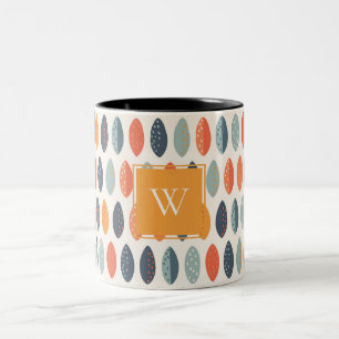 Cute Orange Blue Leafy Botanical Monogram Mönster Två-Tonad Mugg