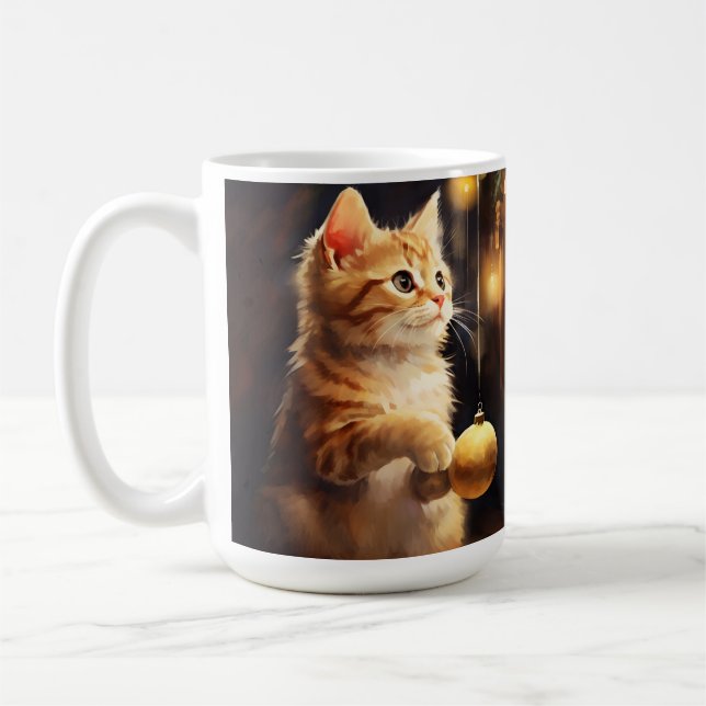 CUTE ORANGE TABBY KITTEN & JULGRAN KAFFEMUGG (Vänster)
