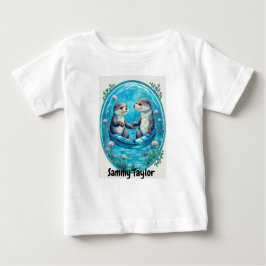 Cute Otters i blå vatten. Redigerbar vatten lily p T Shirt