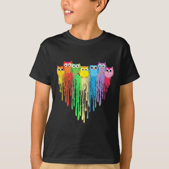 Cute Owl Heart Lgbtq Proud Gay Pride Month Colourf T Shirt (Framsida)