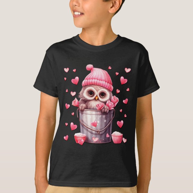 Cute Owl In Valentines Basket For Girls Women Nk R T Shirt (Framsida)