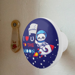 Cute Panda Bear Astronaut på Rocket Frakt Kids Knopp