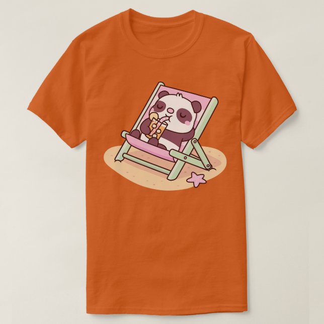 Cute Panda g on Beach stol with Orange Juice T Shirt (Design framsida)