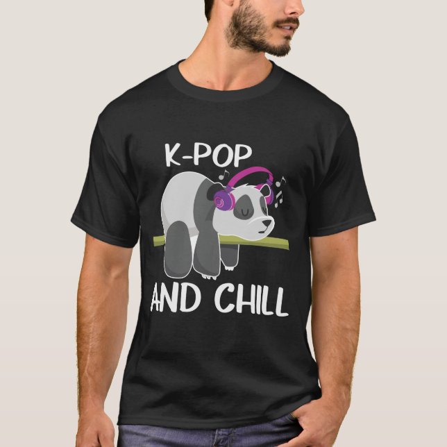 Cute Panda Headphone Korea Pop Älskare K-pop Music T Shirt (Framsida)