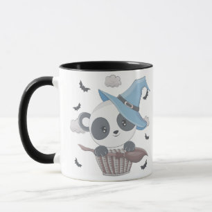 Cute Panda Witch, omringat av Fladdermus Halloween Mugg