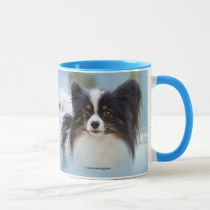Cute Papillon Leksak Spanska Hund vid Dock Mugg