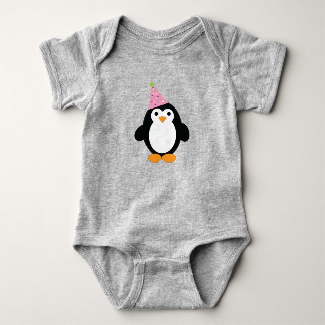 Cute Party Penguin T Shirt (Framsida)