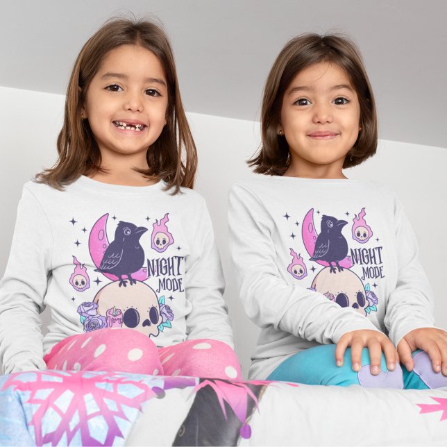 Cute Pastel Halloween Skull och Kråka Longsleeve T Shirt (Skapare uppladdad)