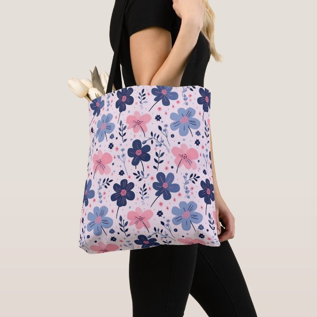 Cute Pastel Pink And Blue Floral Spring Garden Tygkasse (Närbild)