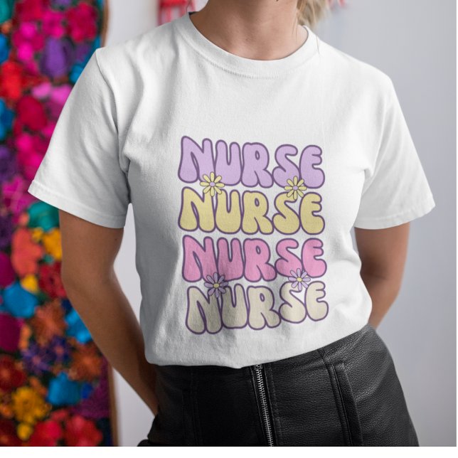 Cute Pastel Retro Groovy Nurse T Shirt (Skapare uppladdad)