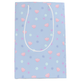 Cute Pastel Seashells and Pearals in Periwinkle