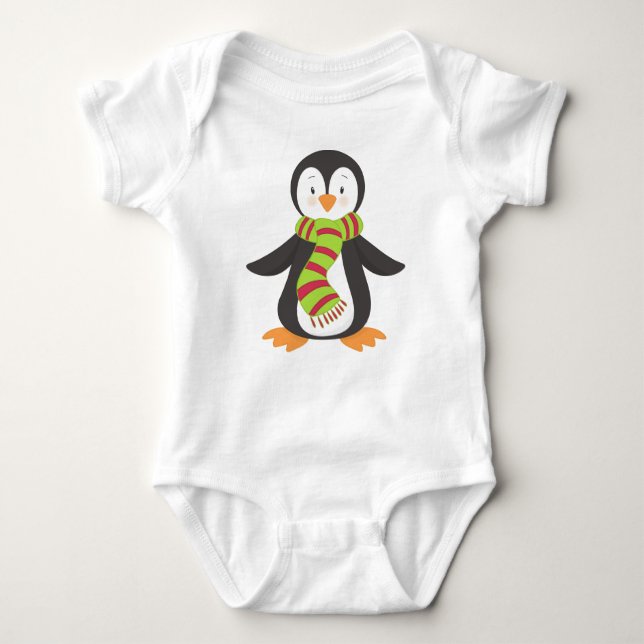 Cute Penguin, Little Penguin, Penguin with Scarf T Shirt (Framsida)