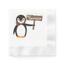 Cute Penguin med Scarf & Wooden Sign