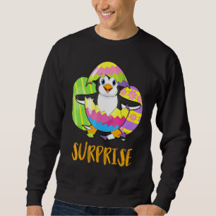 Cute Penguin-överraskning med ägg som är färgade L Lång Ärmad Tröja