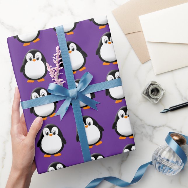 Cute Penguin Tecknad Anpassningsbar Winter Lila Presentpapper (Gifting)