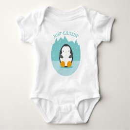 Cute Penguin Winter Tecknad Just Chillin Roligt te T Shirt