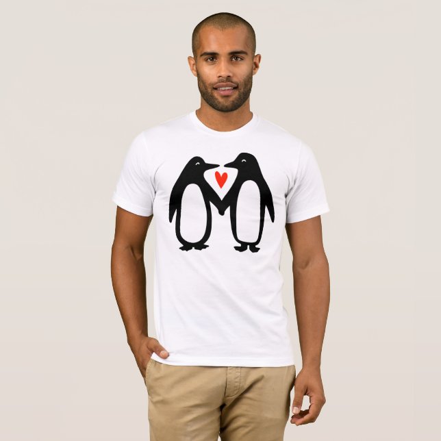 Cute Penguins Holding Händer T Shirt (Hel framsida)