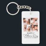 Cute Photo Collage Lycklig First Fars dag Nyckelring<br><div class="desc">Lycklig första Fars dag! Om du behöver perfektens fotosamlingsobjekt för att önska en ny pappa lycklig först Fars dag,  anpassar du det här objektet med dina egna foton av pappa och baby. Bakom bilderna finns en vit,  rustik träbakgrund.</div>