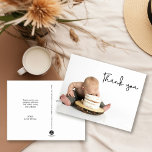 Cute Photo Pojke 1:a födelsedag Tack Vykort<br><div class="desc">Vi presenterar vårt "Cute Photo Pojke 1st Birthday Tack Postcard" - ett trevligt sätt att visa uppskattning. Det här vykortet har en bra utformning och är en perfekt för att uttrycka tacksamhet till vänner och familj för att de firar din lilla milstolpe. Anpassa vykortet med ett sött meddelande och ett...</div>