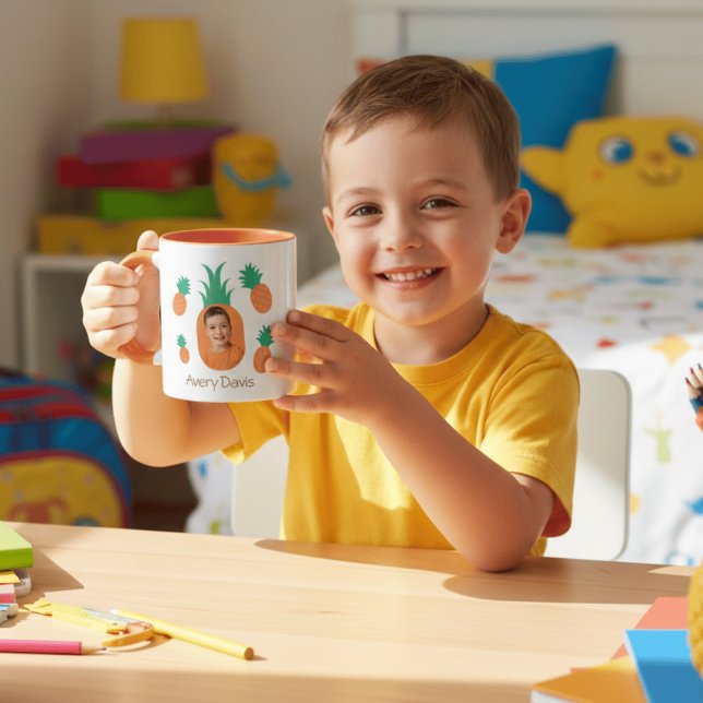 Cute Pineapple Photo Template Personalized Kids Na Mugg (Skapare uppladdad)