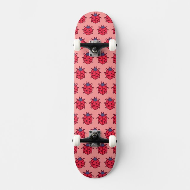 Cute pixeled ladybug insect  throw pillow mini skateboard bräda 18,5 cm (Framsida)