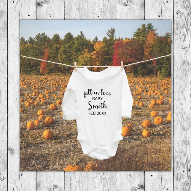 Cute Pumpkin Fall in Kärlek Autumn Photo Gravid Meddelande (pumpkin fall in love digital pregnancy announcement autumn pregnancy reveal )