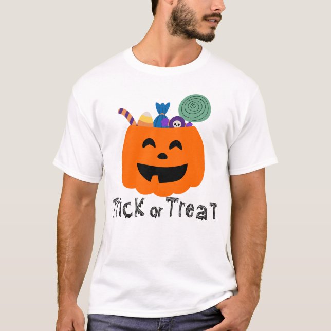 Cute Pumpkin Treat Bucket Trick or Treat Graphic T Shirt (Framsida)
