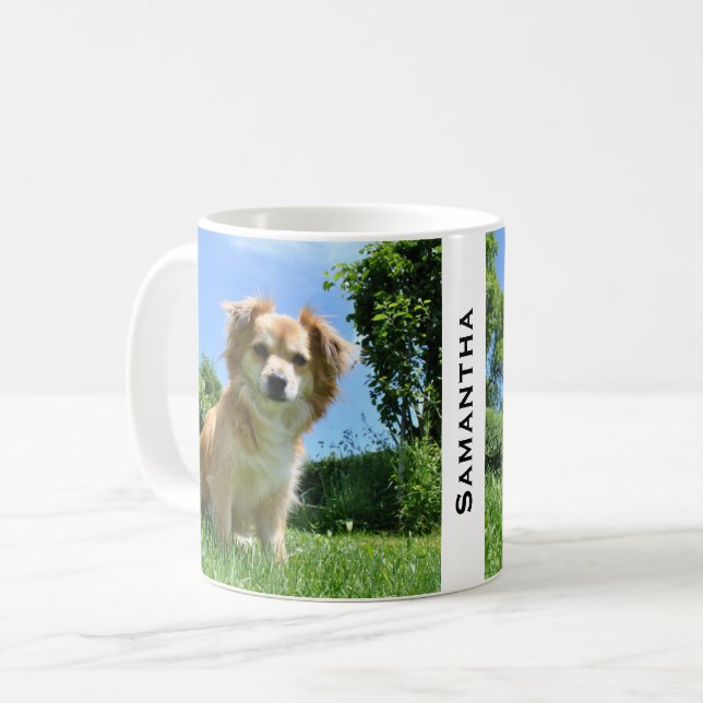 Cute Puppy in Garden Personalised Kaffemugg (Framsida vänster)